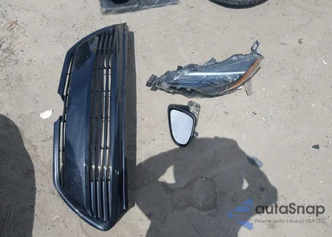 2019 Toyota Corolla Le из США, поврежденный, VIN 5YFBURHE2KP894528